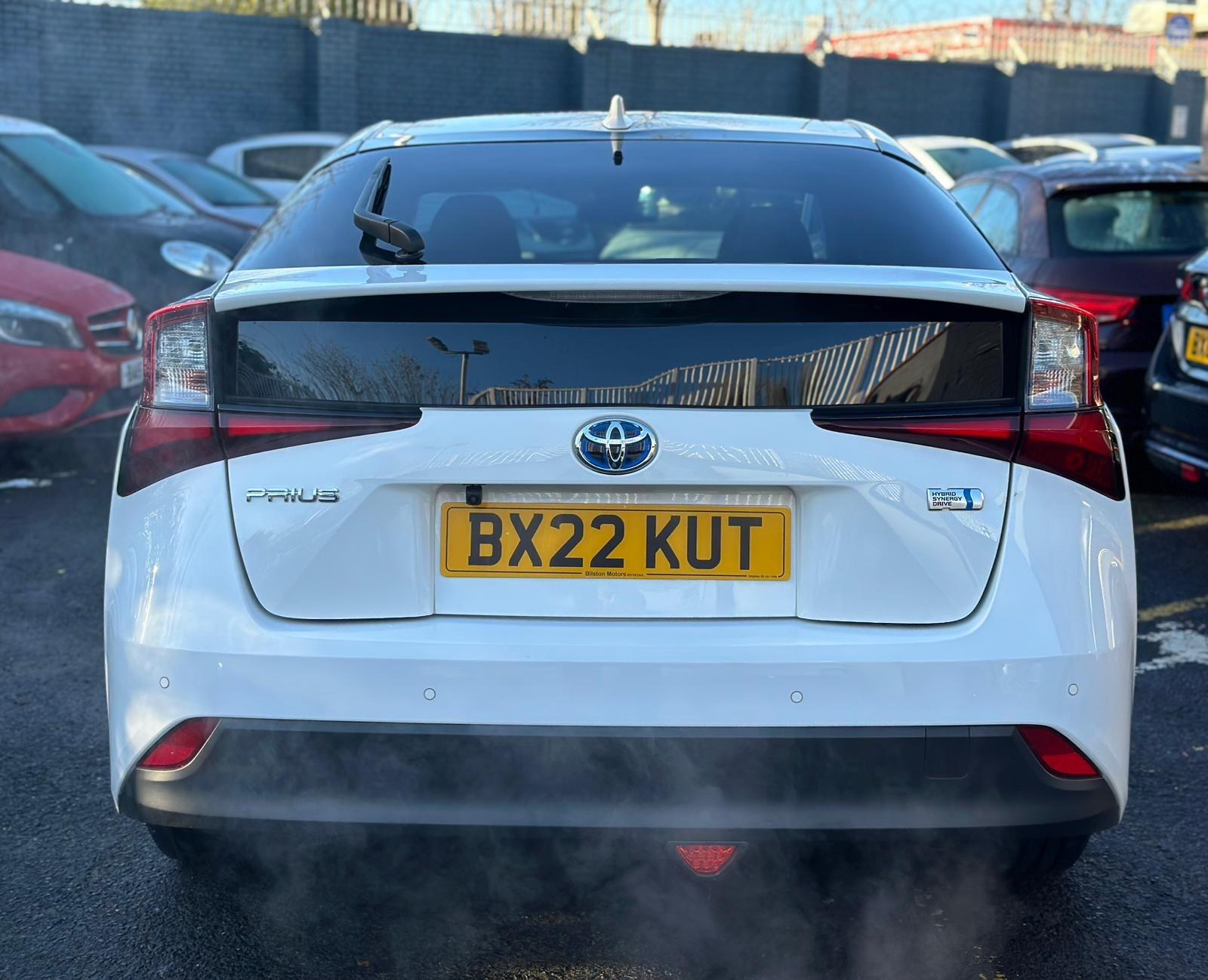 Toyota **SOLD** Prius - 1.8 Hybrid VVhT CVT Image